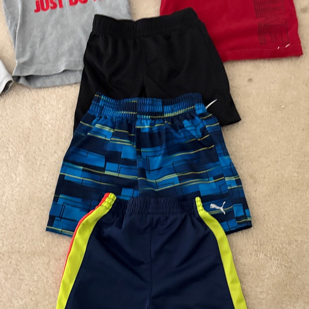 Nike Kids Matching Set - Gray and Black - Picture 3 of 9